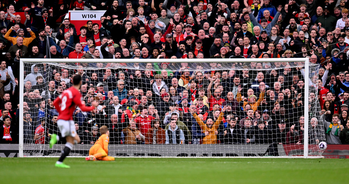 奇异果官网-足球比赛时对足球场有什么要求